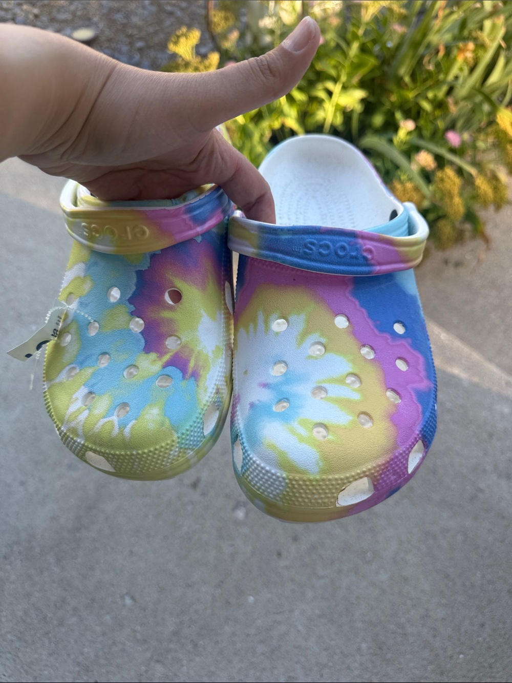 CROCS  Tie-Dye Clogs. . Unisex- women size 11 / Men size 9